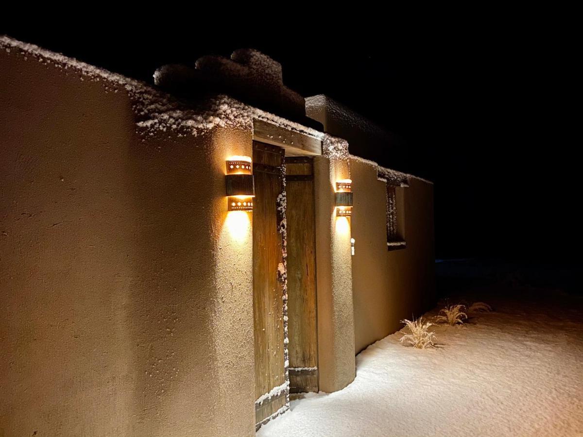 The Grand Hacienda Inn With Breakfast Abiquiu Exterior photo